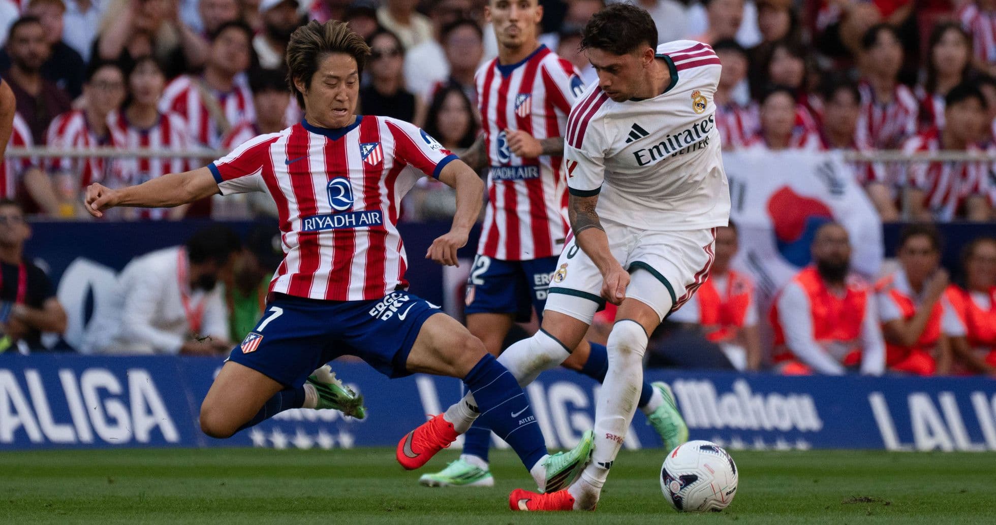 Error de VAR en el derbi de Madrid: La CTA reconoce que Lee Kang-in debió ser expulsado por dura falta a Valverde Error de VAR en el derbi de Madrid: La CTA reconoce que Lee Kang-in debió ser expulsado por dura falta a Valverde