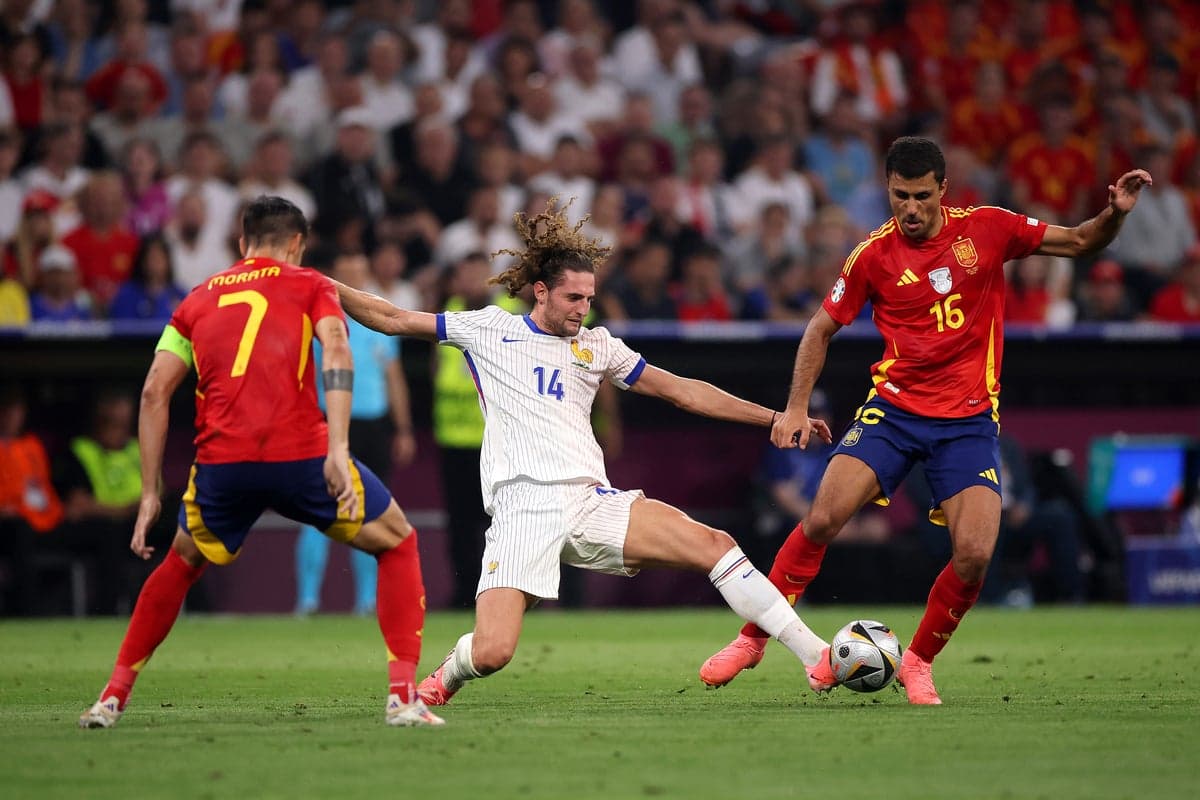 El choque táctico entre Francia y España que podría marcar el futuro del fútbol El choque táctico entre Francia y España que podría marcar el futuro del fútbol