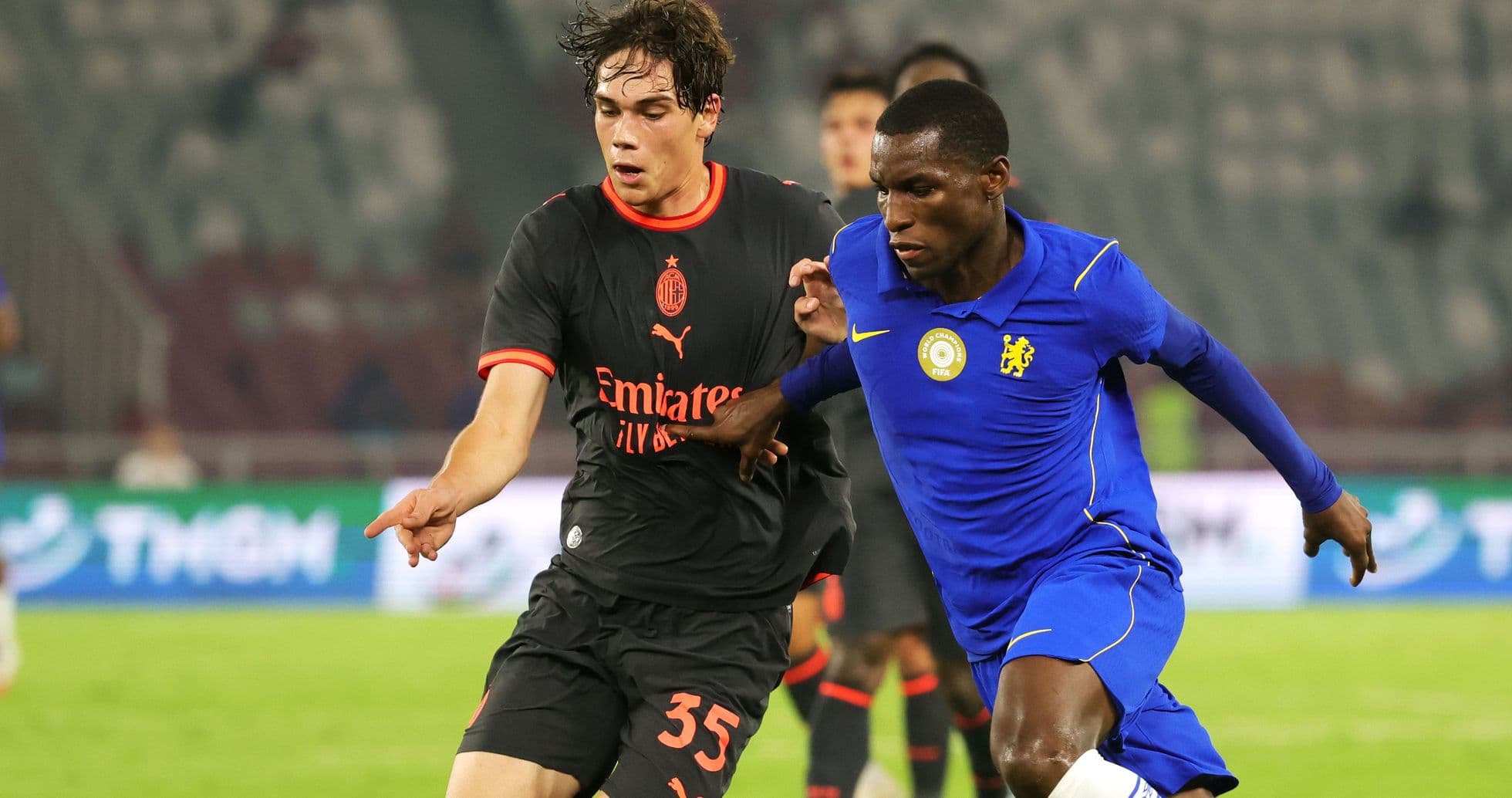 Aston Villa cierra la compra de Nicolas Jackson por £65 millones y reúne al delantero con Unai Emery Aston Villa cierra la compra de Nicolas Jackson por £65 millones y reúne al delantero con Unai Emery
