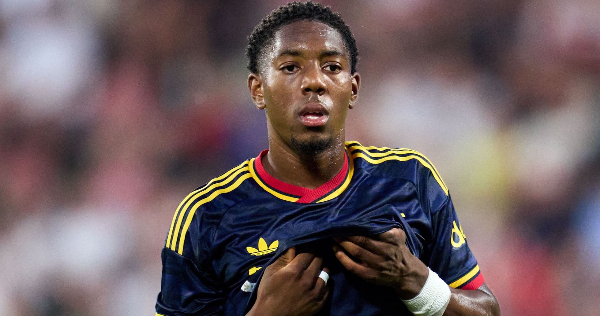 Liverpool podría intervenir en la puja por Myles Lewis-Skelly, joven talento del Arsenal Liverpool podría intervenir en la puja por Myles Lewis-Skelly, joven talento del Arsenal