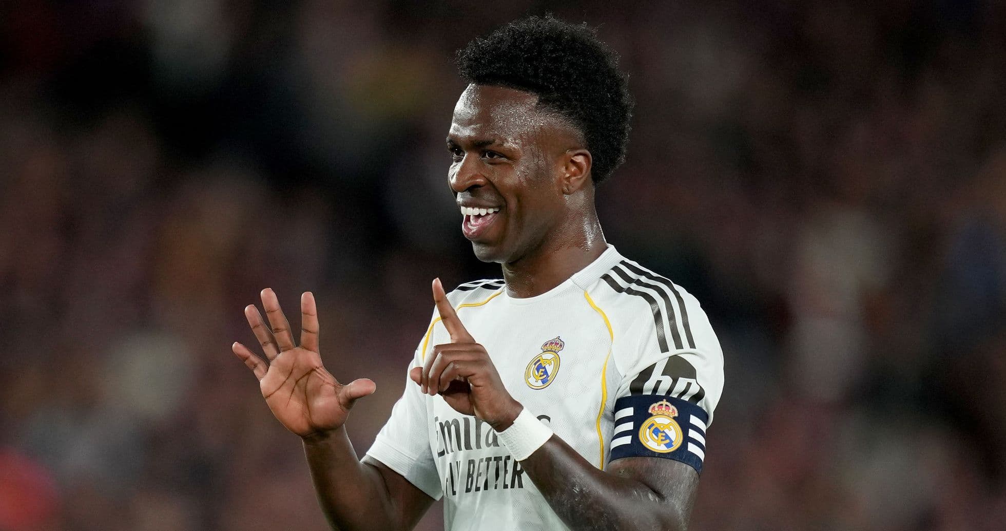 Vinicius Junior se queda en Real Madrid con Mourinho apostando fuerte por el brasileño Vinicius Junior se queda en Real Madrid con Mourinho apostando fuerte por el brasileño